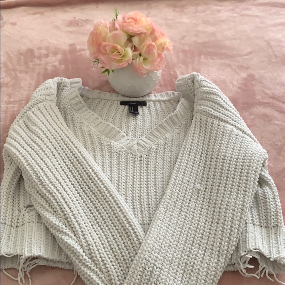 Crotchet cropped sweater